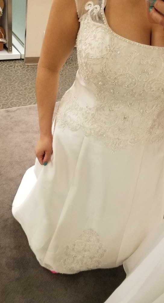 Jewel by David's Bridal A line wedding dress - Picture 6 of 8